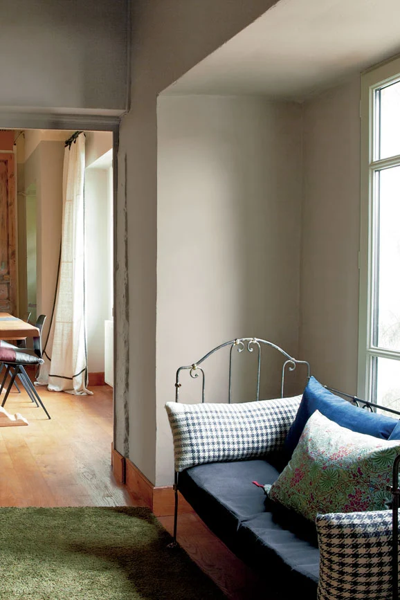 Charleston grey living deals room